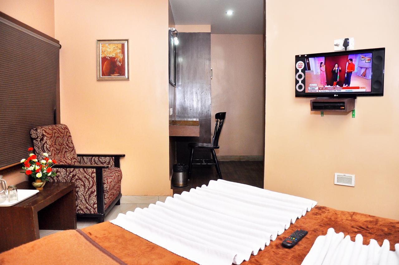 Royal Avenue Otel Bangalore Dış mekan fotoğraf